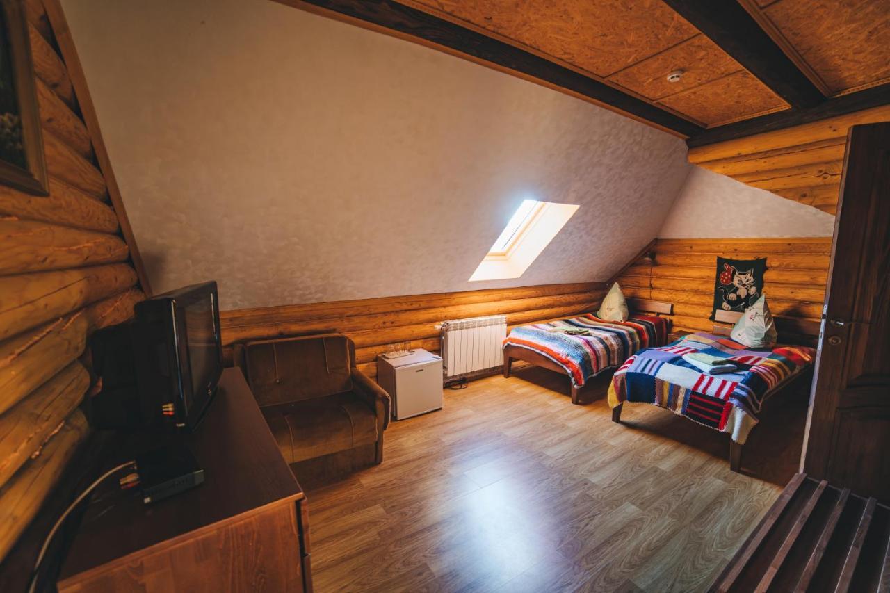 U ?Imbora Hotel 룸쇼리 외부 사진